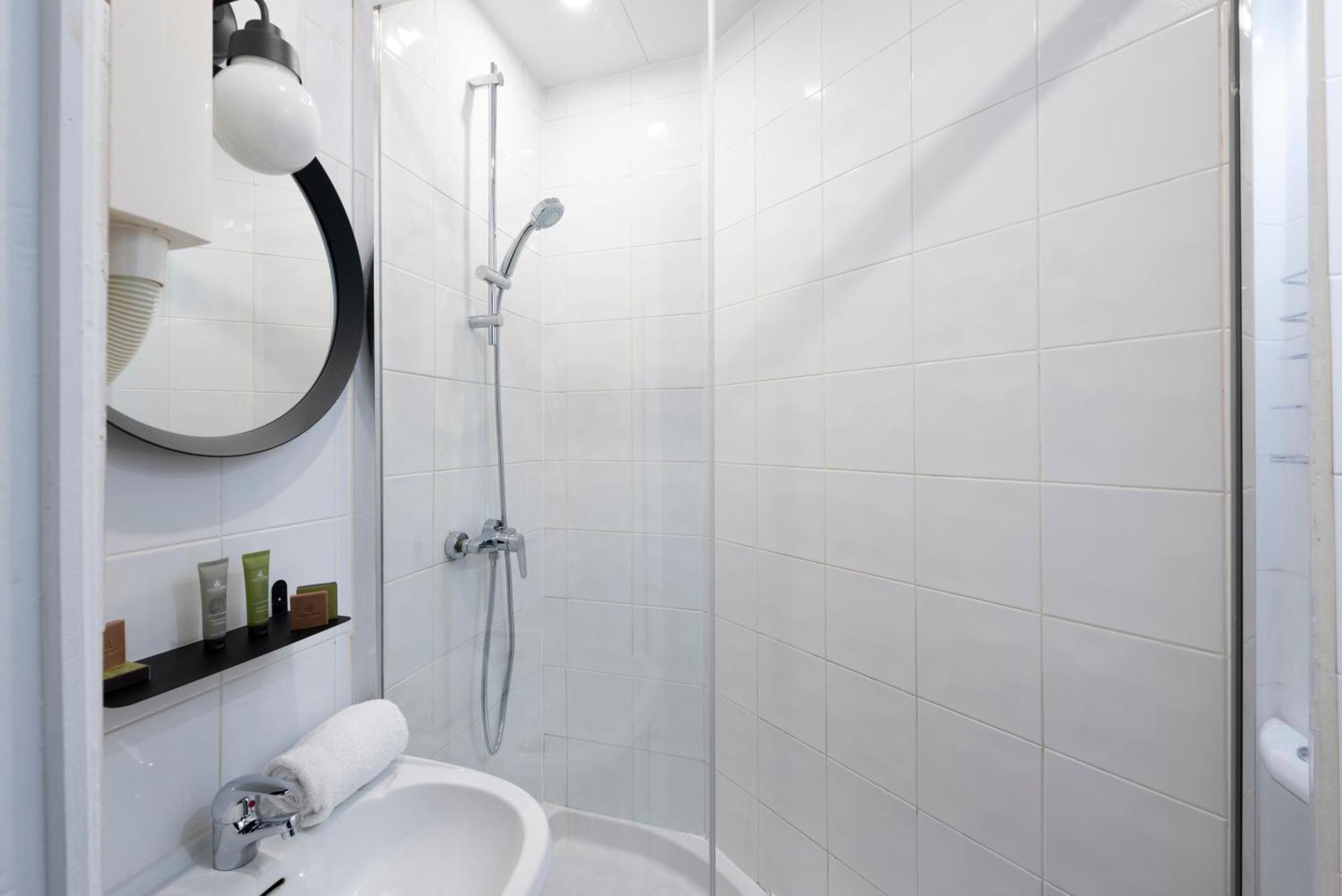 Lennon By Avalon Hotel Paris Gare Du Nord Luaran gambar